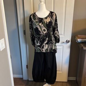 bryn Walker Paisley print Black/Green Blouse